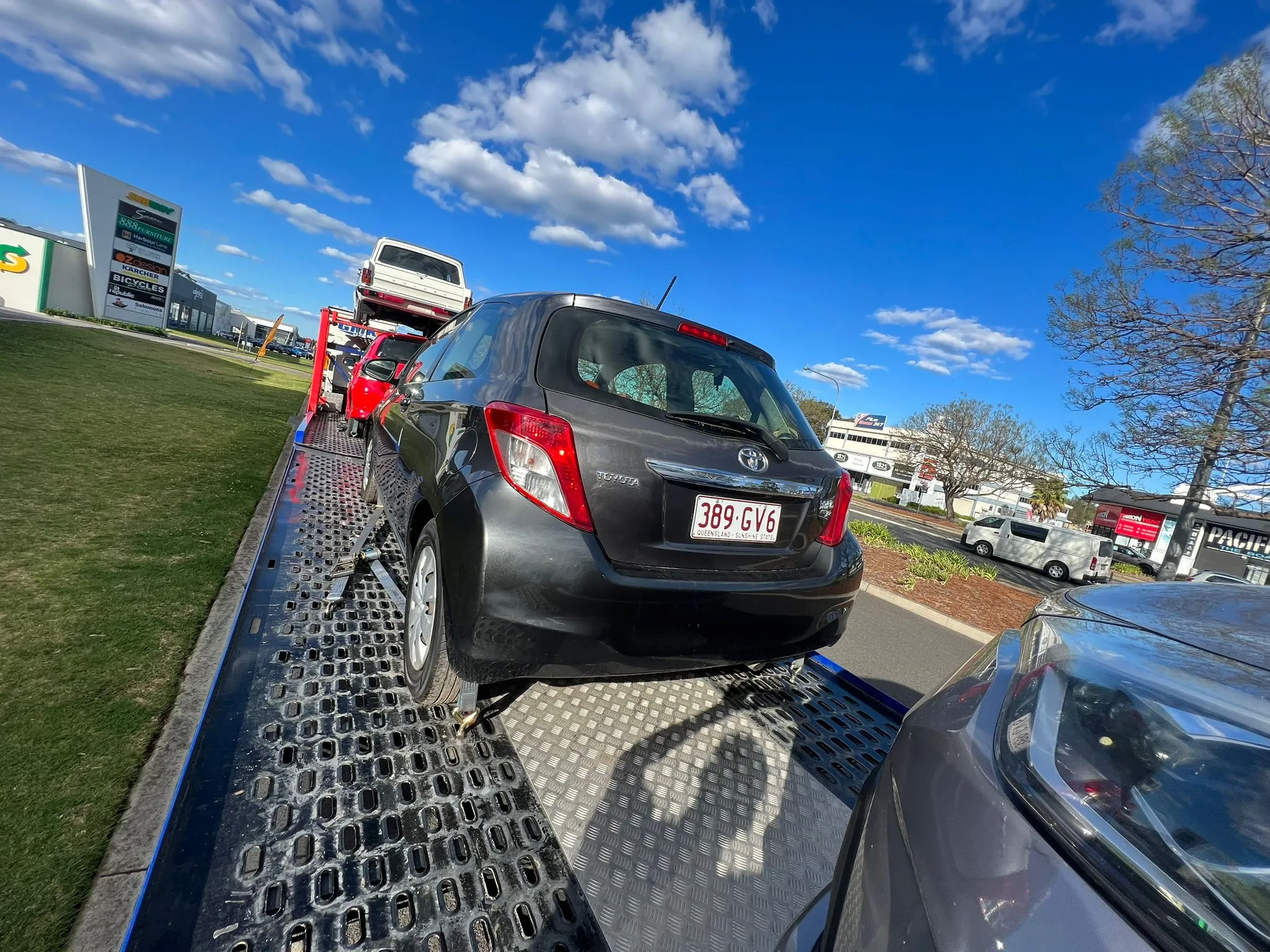 Door to Door car transport in Australia